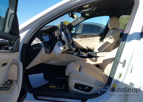 2019 BMW 530E Iperformance from USA, damaged, VIN WBAJA9C58KB388709